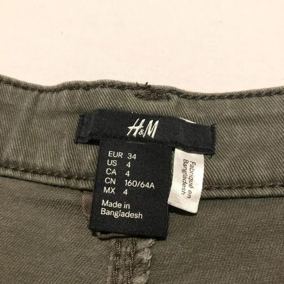 H&M Cuffed Shorts Olive Green Denim Mid Rise Womens Size 4 - Picture 3 of 12